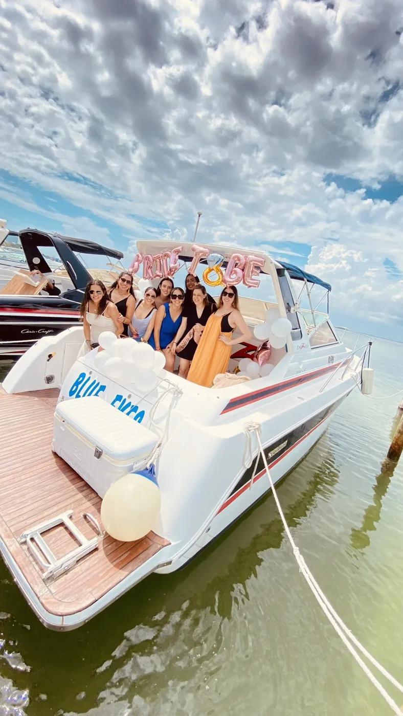 Clients enjoying a Royal Yachts experience in Cancun